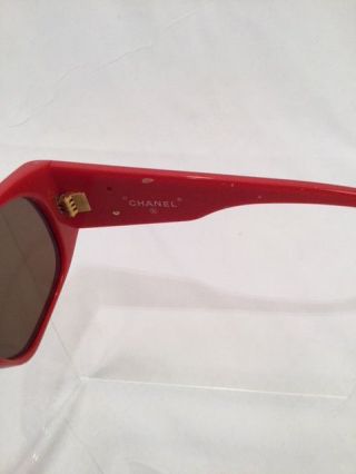 Authentic Vintage CHANEL 0004 40 Made in Italy Red CC Ladies ' Sunglasses RARE 7