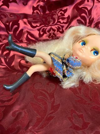 Vintage 1972 Kenner Blythe Doll Blonde with Dress Boots tagged 6 LINES 12