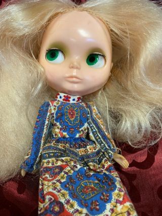 Vintage 1972 Kenner Blythe Doll Blonde with Dress Boots tagged 6 LINES 3
