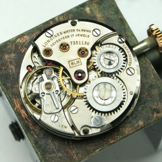 1946 LONGINES Gents Art Deco Vintage Swiss Watch / Gold Filled / 10