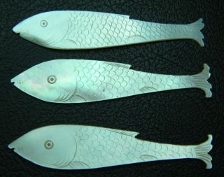 Antique Chinese Mother Of Pearl Fish Carp Gaming Chip X 3 32