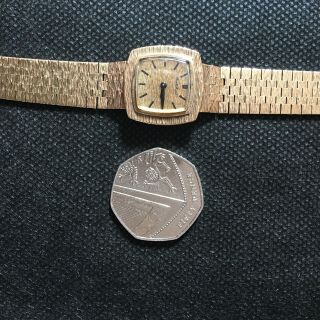 ladies vintage 1960’s solid 9ct gold watch 7