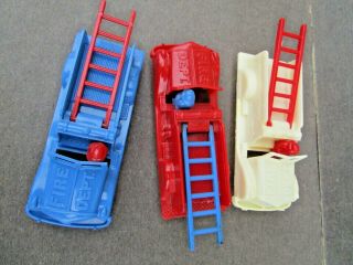 Red White Blue Renwal Toy Plastic Fire Trucks 105 3 Vehicles