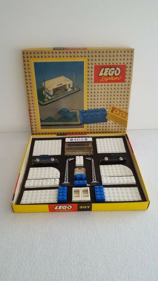 Vintage Lego System No 307 - Vw Beetle Showroom,  1:87 Scale,  W/complete Box Denmark