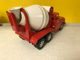 Vintage Tonka 1960 Cement Truck Red and White. 7