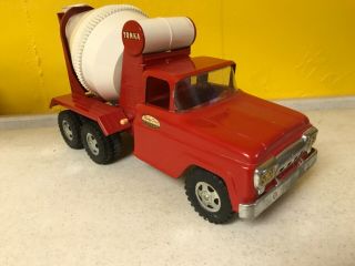 Vintage Tonka 1960 Cement Truck Red and White. 8