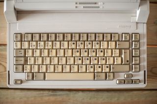Compaq SLT 286,  rare and collectable vintage laptop from 1988 2