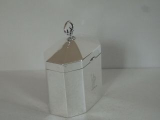 VICTORIAN SOLID STERLING SILVER TEA CADDY - WILLIAM HUTTON - LONDON 1897 - 166g 6