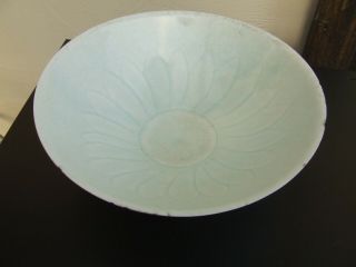 CHINESE PORCELAIN SONG DYNASTY QINGBAI LOTUS INCISED FOOTED BOWL CIRCA 1200 6