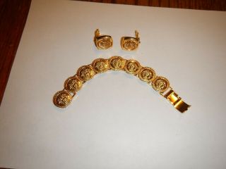 Vintage Couture Gianni Versace Iconic 8 Medusa Bracelet And Earrings