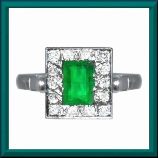 Stunning Estate White Gold Ring,  Emerald,  14 Diamonds = 1/4 Carat Rings M - F