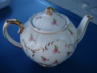 Vintage Sadler England Hand - Painted Ceramic Teapot Pink Rose Flowers
