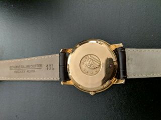Vintage Omega Constellation 18K Gold Men ' s Watch 10