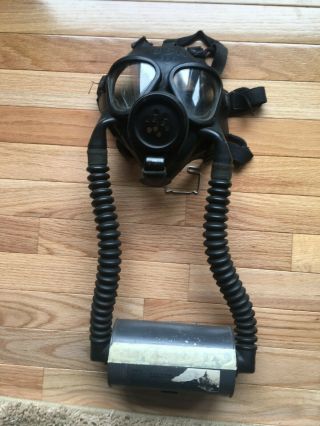 Vintage World War Ii Era U.  S.  Navy Usn N Mark Iv Gas Mask With Canvas Bag