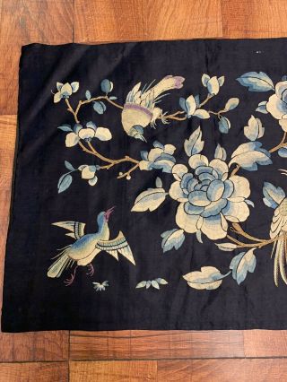 Fine Antique Chinese Silk Panel With Quality Qing Fine Details 3