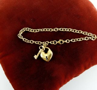 Vintage 18k Solid Yellow Gold Chain Charm Bracelet Heart Key Charm Italy 5.  8gm 8