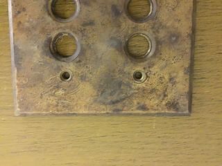 ANTIQUE VINTAGE 2 GANG 4 HOLE BRASS PUSH BUTTON LIGHT SWITCH PLATE 3 AVAILABLE 2