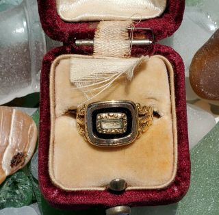 FOR NICOLE Gorgeous Antique Georgian Mourning Hair Locket Ring 15K Gold 5