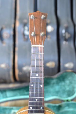 Vintage 1928 Washburn 5319 Deluxe pearl inlay soprano Koa ukulele & Geib Case 6