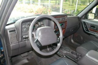 2000 Jeep Cherokee Limited 13