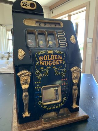 Vintage Golden Nugget Mills Slot Machine - 1940 3