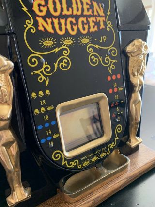 Vintage Golden Nugget Mills Slot Machine - 1940 4