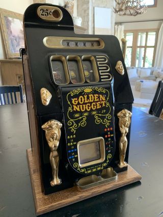 Vintage Golden Nugget Mills Slot Machine - 1940 5