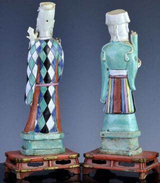 2RARE 18THC CHINESE QIANLONG FAMILLE ROSE ENAMEL IMMORTAL SCHOLAR FIGURES STANDS 3