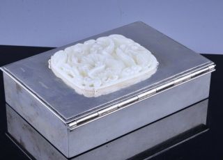 EXCEPTONAL EDWARD FARMER STERLING SILVER BOX CHINESE YUAN MING WHITE JADE PLAQUE 4