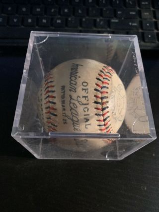 Lou Gehrig Autographed Late 1920 ' s Baseball Vintage 7