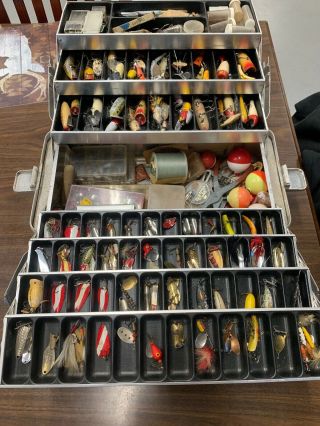 Vintage Tackle Box Full Of Vintage Lures Heddon And More From An Estate.