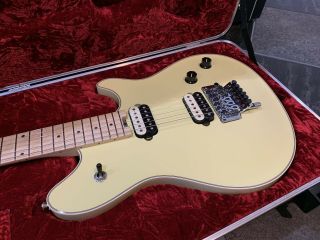 EVH Wolfgang USA - 1st Yr - Vintage White w/ Maple Neck Van Halen Fender 6