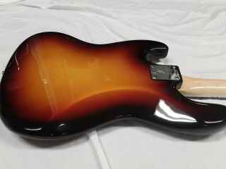 Fender American Vintage ' 74 AVRI Jazz Bass Sunburst 7