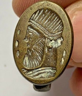 Late Medieval Bronze Ring - Seal Head Of King Sasanian 9.  7gr 26.  2mm (inner 20mm)