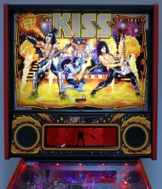 Kiss Le Pinball Stern Arcade Machine.  Floor Model Showroom.  Rare