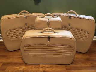Rare - Maserati Quattroporte Leather Travel Bags.  Luggage For Car Travel