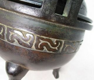 F663: RARE Chinese incense burner of old copper ware with accessories of KARAKI. 4