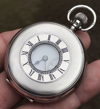 A GENTS VERY FINE QUALITY ANTIQUE SOLID SILVER HALF HUNTER POCKET WATCH,  1926. 7