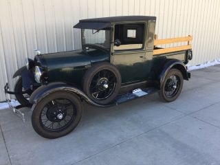 1928 Ford Model A 11