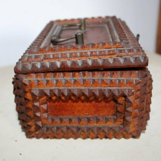 Antique early 1900 ' s Folk Art Carved wooden Tramp Art Box 3