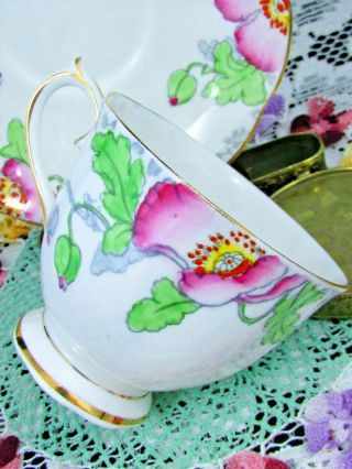 ROYAL ALBERT POPPYLAND HAND PAINTED POPPIES PINK TEA CUP AND SAUCER 3