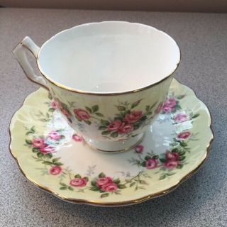 Aynsley Bone China Pale Yellow & PINK ROSES Tea Cup and Saucer 3