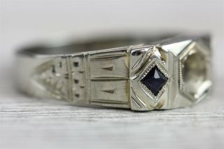 ART DECO 18 K WHITE GOLD SYN SAPPHIRE SEMI MOUNT RING ETCHED - SZ 8.  5 N2673 2