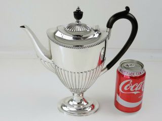 Fine quality QUEEN ANNE Style SILVER COFFEE POT,  Sheffield 1896 by J Deakin 514g 2