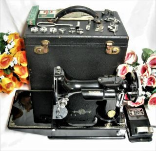 Rare Historic 1933 Singer Featherweight 221 Sewing Machine,  1st Batch Production 12