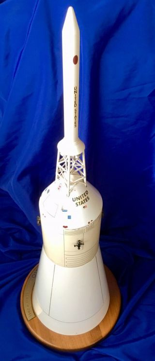 RARE NASA Walter J.  Hyatt Apollo Rocket Command Module Model w/ Escape Tower 3