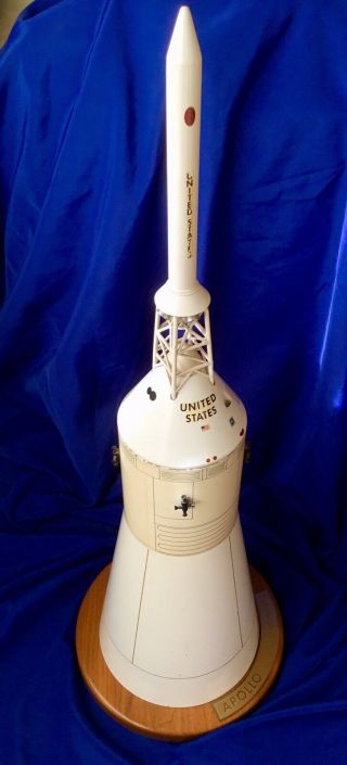 RARE NASA Walter J.  Hyatt Apollo Rocket Command Module Model w/ Escape Tower 4