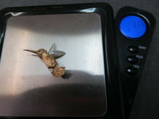 Vtg 14K Solid Y.  Gold Hummingbird Brooch Pin with Ruby Eye Pearl Wins 3.  17 Gram 10