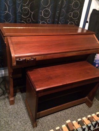 Vintage Hammond C - 2/c - 3 Organ With Trek Percussion And Leslie 122.