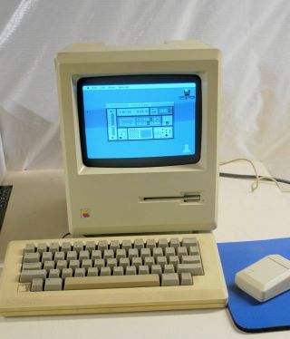 Vintage Apple Mac 128 M0001 Ships Worldwide